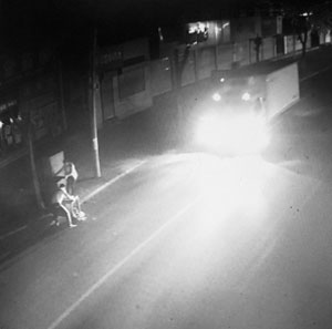 為公司采購(gòu)省錢，竟然半夜連偷33個(gè)垃圾桶