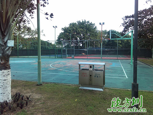 四川物業(yè)戶(hù)外分類(lèi)不銹鋼垃圾桶，新客戶(hù)的信任。