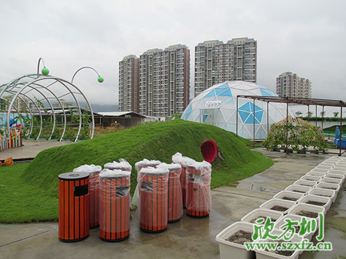 欣方圳鋼木垃圾桶，園林景區(qū)環(huán)境提升的好助手