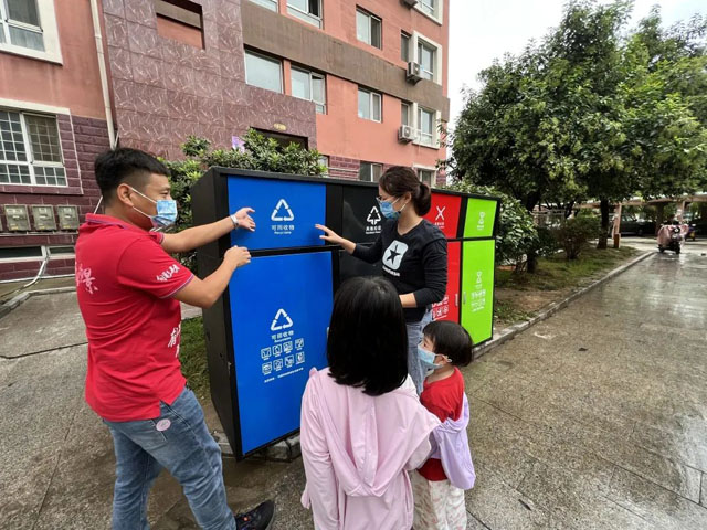 山東小區(qū)戶(hù)外投放新型垃圾桶美觀環(huán)保無(wú)異味